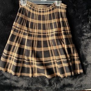 Brown& black plaid skirt